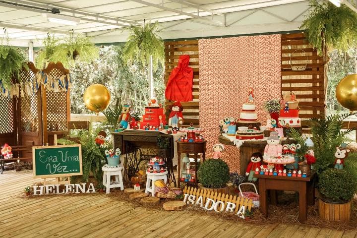 Festa com tema Chapeuzinho Vermelho no Chalé do Lago
